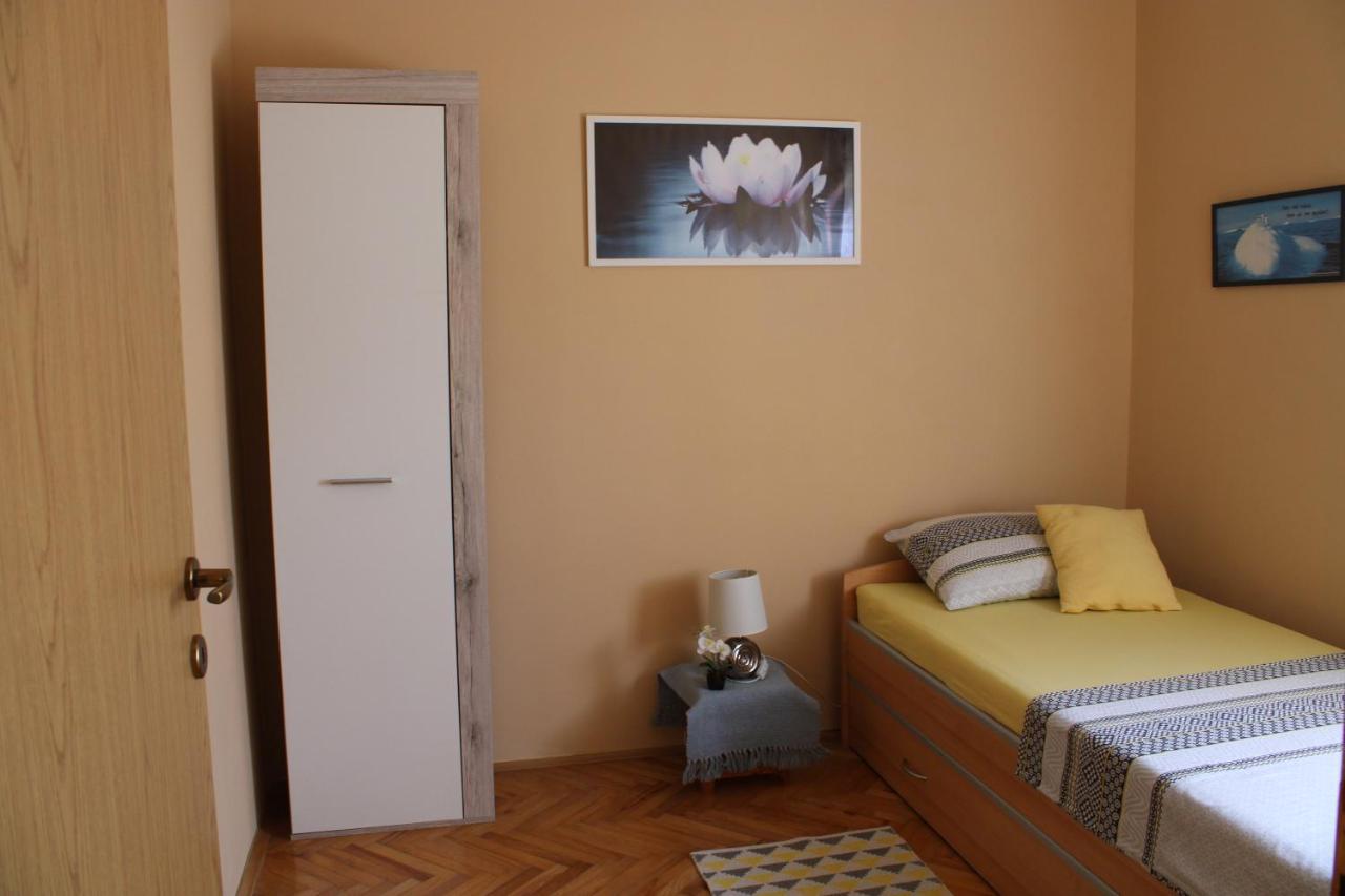 Ferienwohnung Sunce Pula Exterior foto